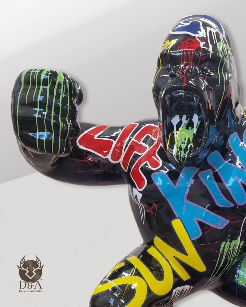 Kong, de woedende GRAFFITI 3XL gorilla - Dieren van hars Kong, de woedende GRAFFITI 3XL gorilla - Dieren van hars