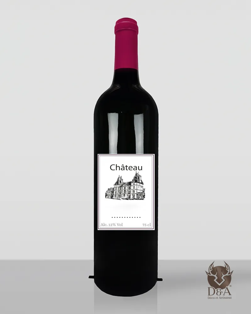 Velika steklenica rdečega, rosé ali belega vina v stilu Bordeaux - poljubna vinska regija Velika steklenica rdečega, rosé ali belega vina v stilu Bordeaux - poljubna vinska regija