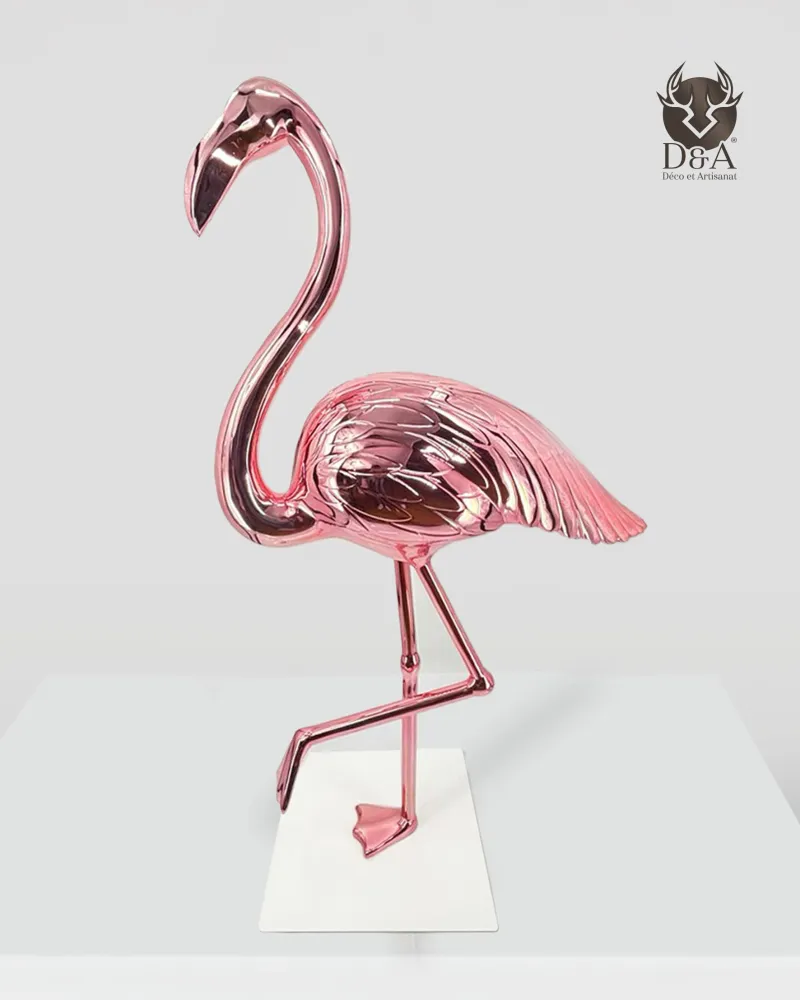 Harzstatue eines eleganten Flamingos, 155 cm hoch Harzstatue eines eleganten Flamingos, 155 cm hoch