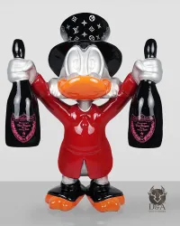 Scrooge McDuck v obleki Louis Vuitton in rdečem šampanjcu