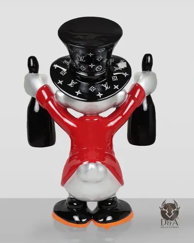 Scrooge McDuck v obleki Louis Vuitton in rdečem šampanjcu