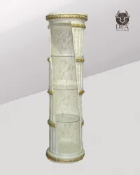 Decoração de prateleira em forma de coluna grega