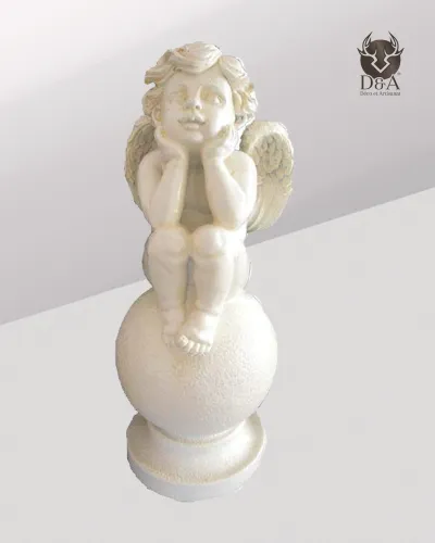 Admiring seated angel (Decor)