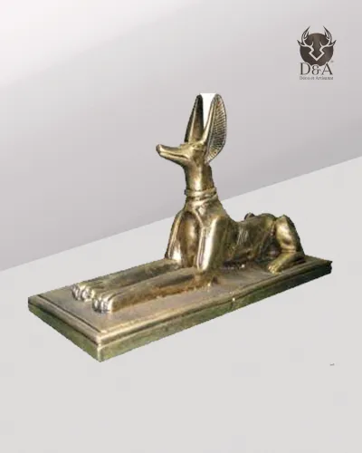 Liggende jakhals, Egyptische decoratie