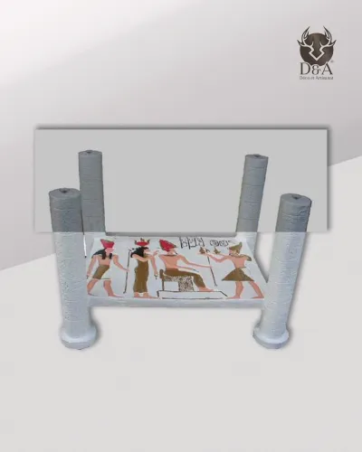 Faraon s prekrižanimi rokami - egipčanski dekor