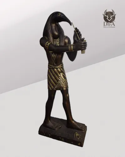 Pharaoh with crossed arms - Egyptian decor