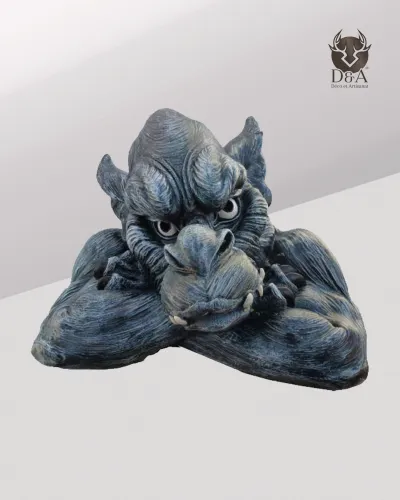 Gargoyle con braccia incrociate - Decorazione fantasy
