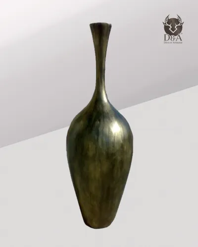 Vaso delicado de bronze