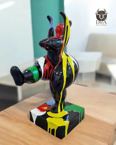 Statue en résine d'une danseuse Trash S idéal pour votre décoration