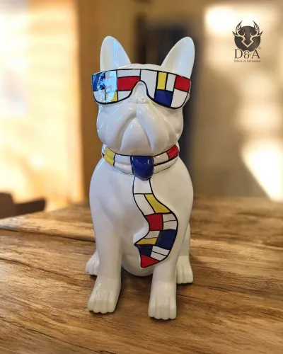 Animaux en résine, Bouledogue à lunettes et cravate MONDRIAN
