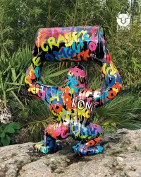 Kong, le Gorille Graffiti avec Tonneau pour une déco au top !