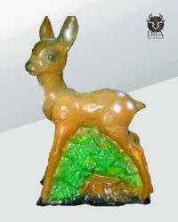 Estátua realista de veado em resina