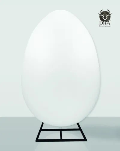 Eiförmiger quadratischer Sockel, dekoratives Design