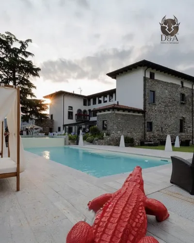 Statue haut de gamme en résine d'un Crocodile XXL, à taille réelle