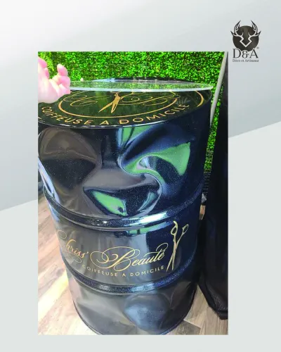 Inserção de plexiglass em estilo industrial