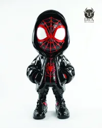 Homem-Aranha de fato de treino - Estátua urbana decorativa