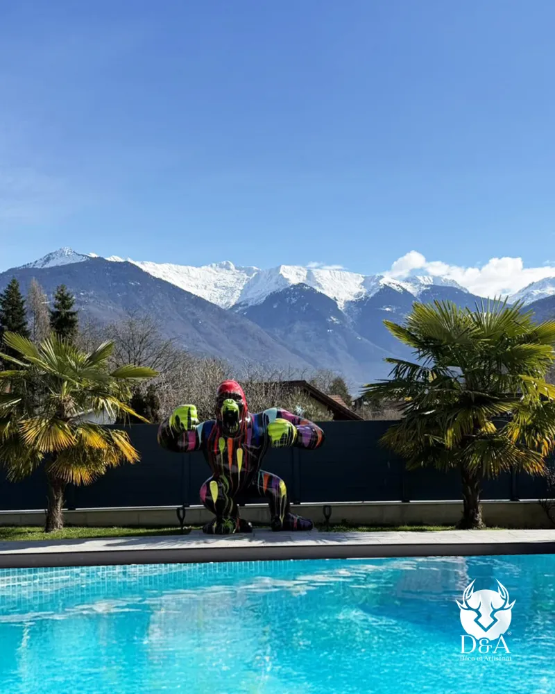 Gorilla 3XL Trash with metal container, 250 cm high - Resin animals