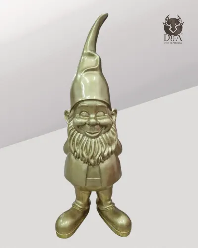 XL Garden Gnome Statue, the ideal gift for your garden