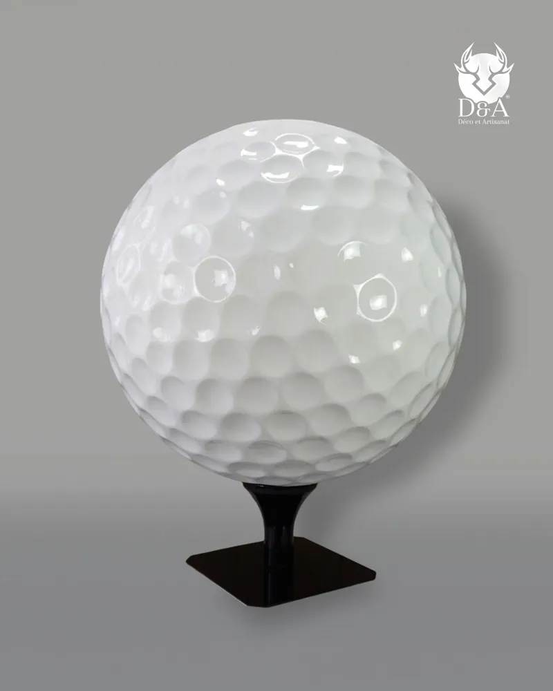 XXL-Golfball aus Fiberglasharz