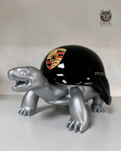 Harztiere, Porsche-Helmschildkröte