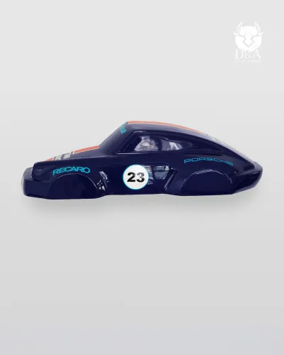 Auto 911 montata a parete