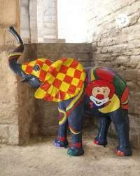 Harztiere, Elefantenclown für Innen- und Außendekoration
