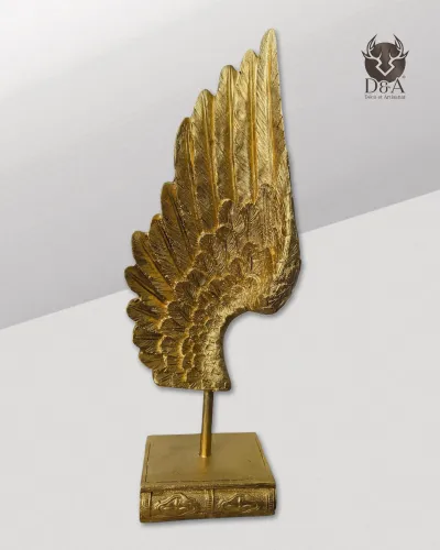 Sculpture aile d’ange dorée – Statue décorative sur socle livre