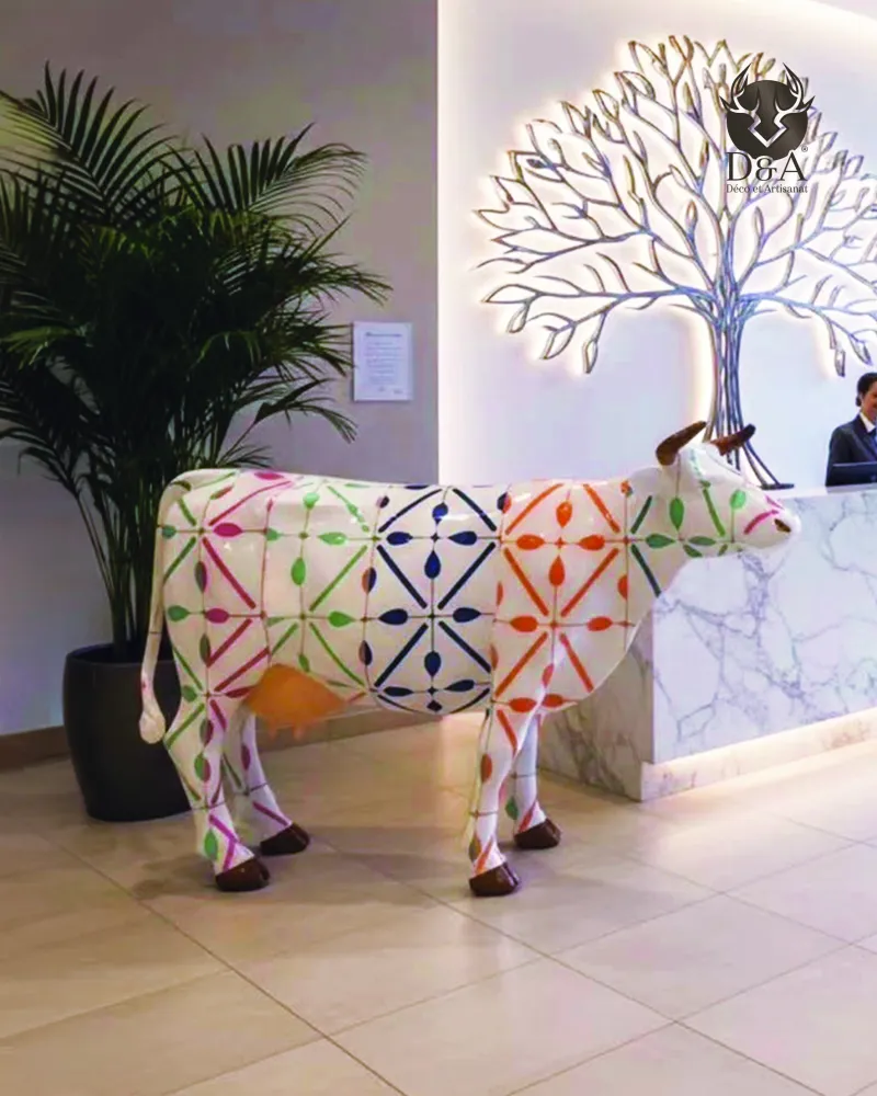 Vache motifs géométriques