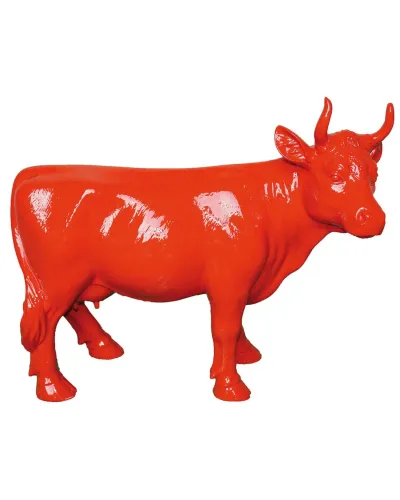 Estátua de uma vaca realista vermelha em resina, resistente ao gelo, chuva e sol.