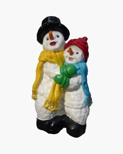 Couple de bonhomme de neige en résine polyester résistant au gel, pluie et au soleil. Déco et Artisanat - 1