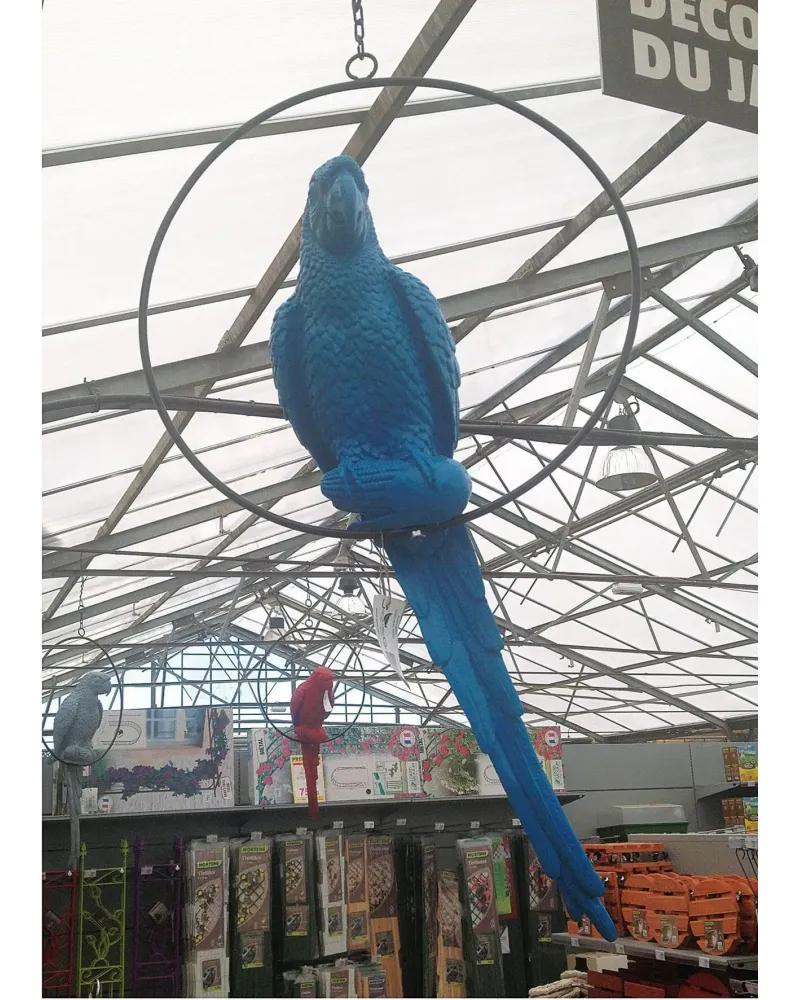 Solomio à Suspendre - Statues, Fleurs En Résine