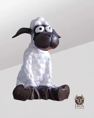 Mouton blanc assis de jardin - Déco et Artisanat