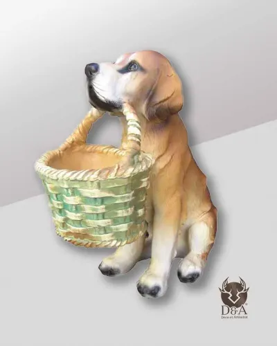 Chien assis avec panier réaliste - Déco et Artisanat