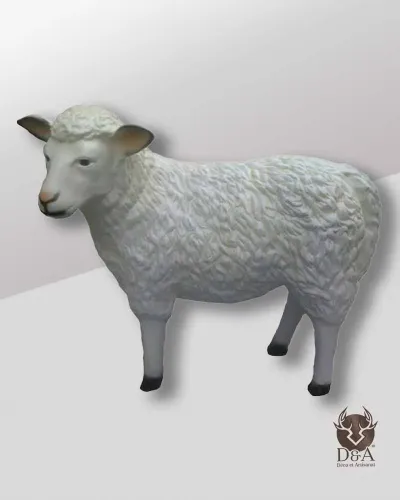 Mouton réaliste