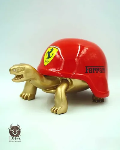 Tortue Casquée Ferrari - Déco et Artisanat - 1