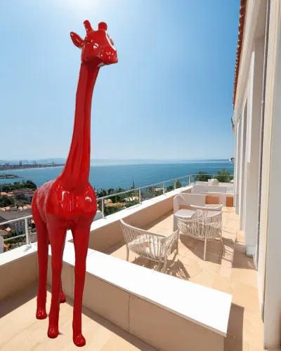 Zeitgenössische Giraffe aus Kunstharz – es lebe die Dekoration
